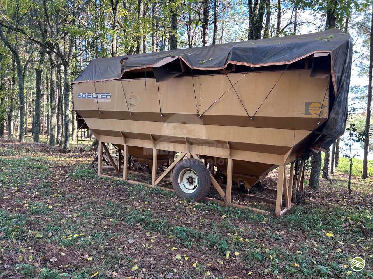 IMPLEMENTOS AGRICOLAS CARRETA BAZUKA GRANELEIRA 40000 Multi Máquinas SANTA BARBARA DO SUL RIO GRANDE DO SUL RS